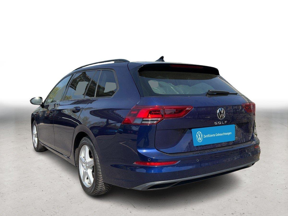 Volkswagen Golf VIII Variant Life 2.0 TDI DSG ACC+NAVI+APP