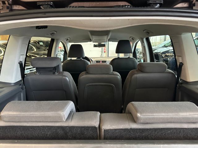 MYAUTOCENTER – Gebraucht- und Jahreswagen mit Werkstattservice in Pfaffenhofen Volkswagen Touran Comfortline *7-Sitzer*Freisprech*Klima*