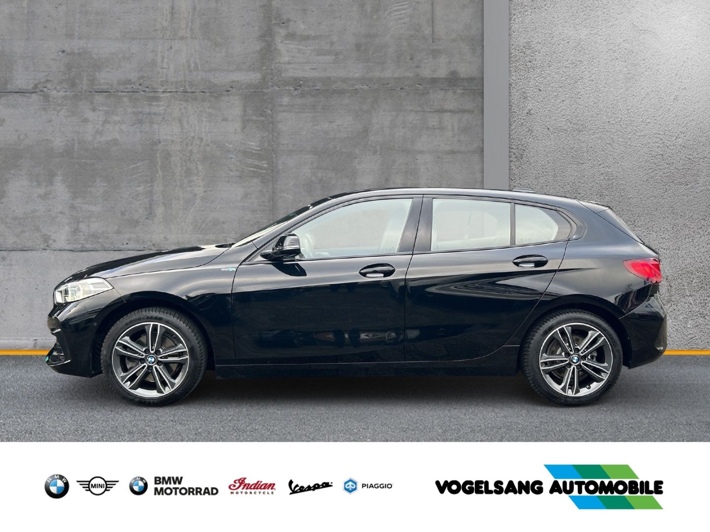 Fahrzeugabbildung BMW 118 Sport Line Head-Up Navi groß Harman/Kardon L