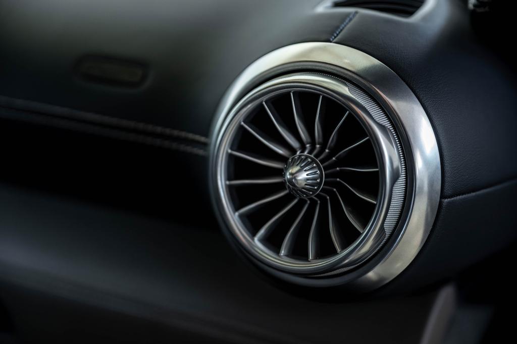 Mercedes-Benz SL 63 AMG