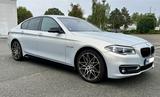 BMW 535i xDrive A Modern Line - silberne BMW 535