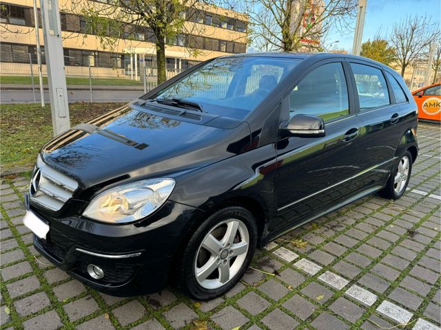 Mercedes-Benz B 200  CDI *Euro 5* CO2 136 g/km*