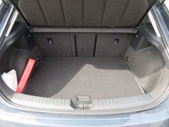 SEAT Leon 1.5 TSI FR Fahrass LED Navi Rfk Sitzhzg ACC SEAT Leon 1.5 TSI FR Fahrass LED Navi Rfk Sitzhzg ACC