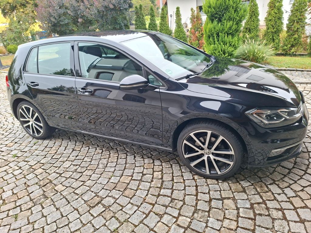 Image of Volkswagen Golf