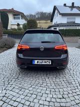 Volkswagen Golf 7 R line - Volkswagen Golf: 7 R Line
