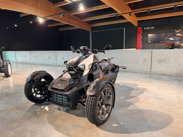 Can-Am Ryker 900 ACE Sport 2023 KEINE 600 0,99% Finanz