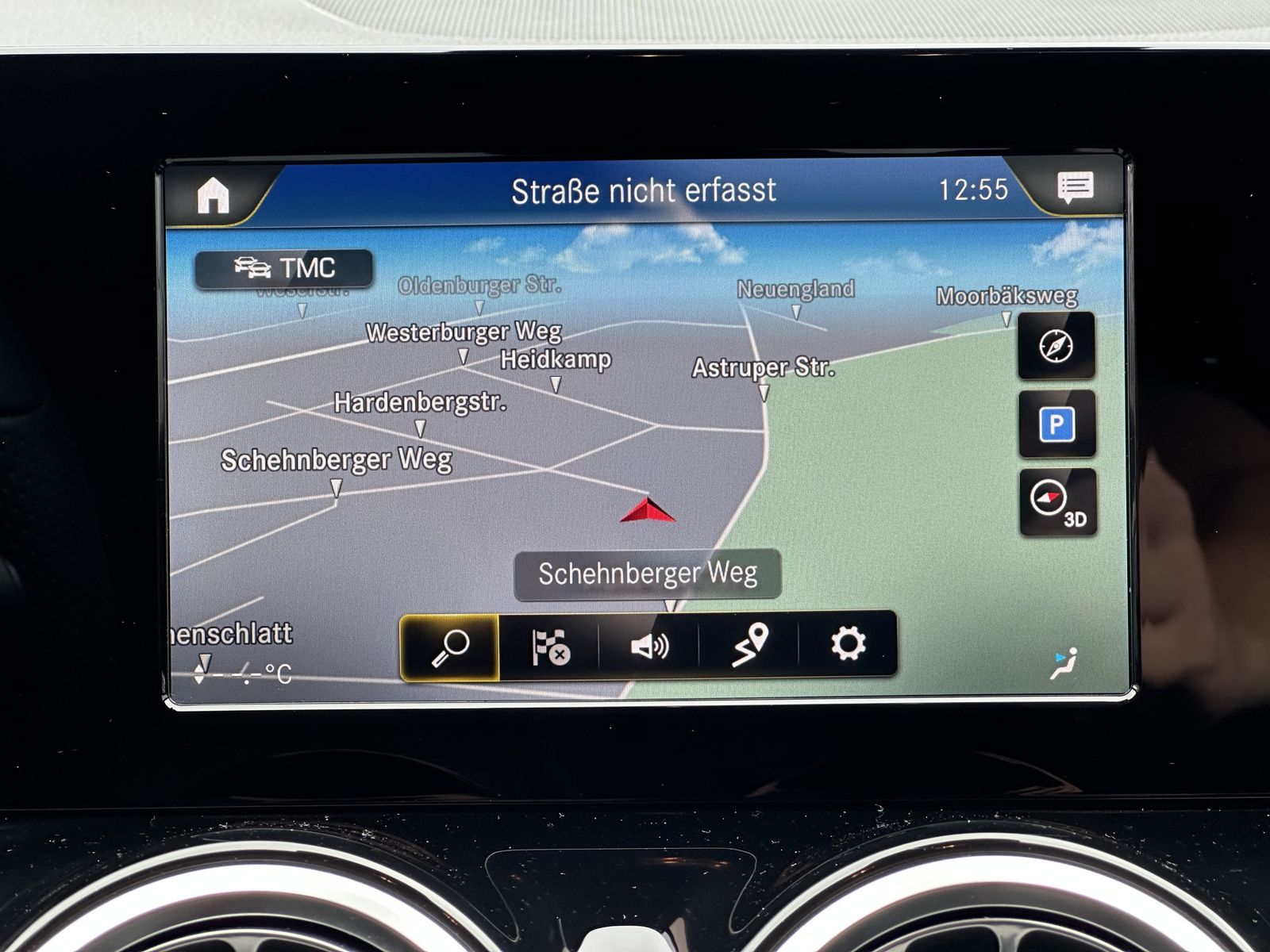 Fahrzeugabbildung Mercedes-Benz GLA 220d 4Matic AMG-Line NAV+CARPLAY+KEYLESS+SHZ