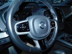 Fahrzeugabbildung Volvo XC90 B5 D AWD R-Design