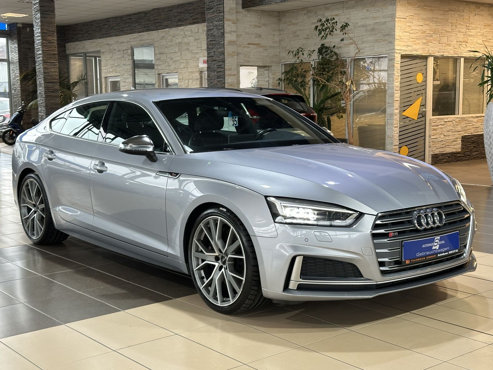 AUDI S5 3.0TDI quattro LED Sportfahrwerk Leder/Alcant