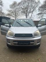 Toyota RAV4 II Fahrbereit - Noch TÜV vorha... - Toyota Prius: Ii
