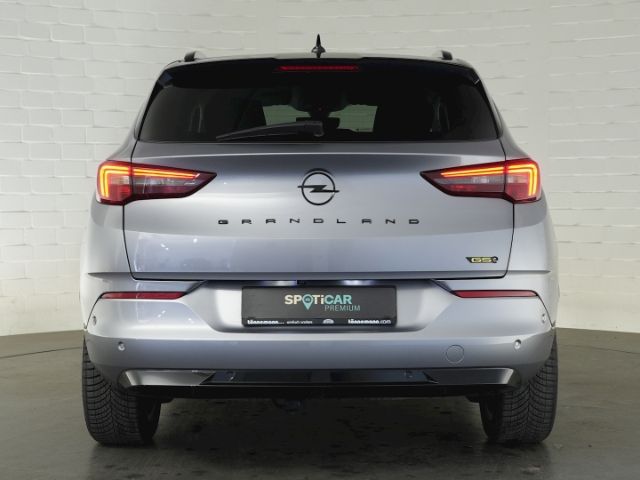Grandland GSe PHEV 4X4 AT+AHK+NAVI+RÜCKFAHRKAMER