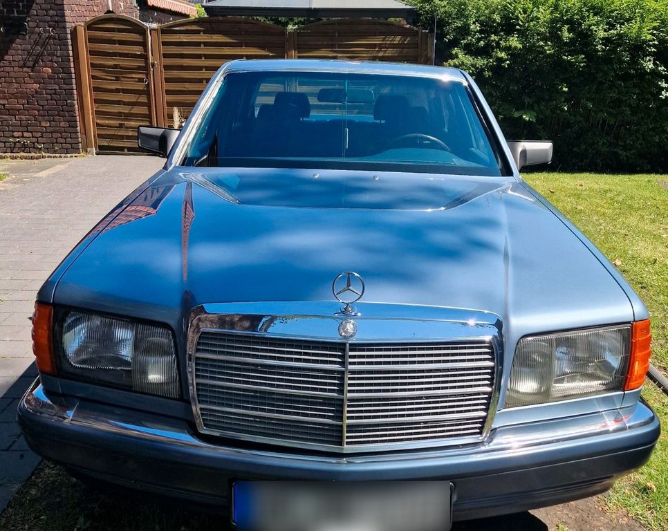Image of Mercedes-Benz E 260
