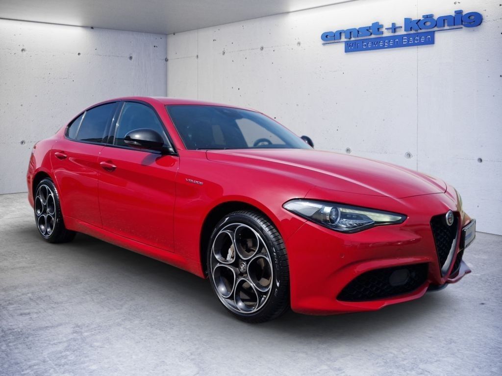 Alfa Romeo Giulia 2.0 Turbo 16V AT8-Q4 Veloce Veloce imagem 2