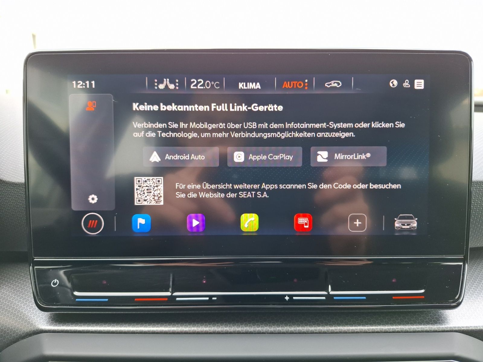 Fahrzeugabbildung SEAT Leon ST TDI Style DSG LED AHK Navi AID GRA PDC S