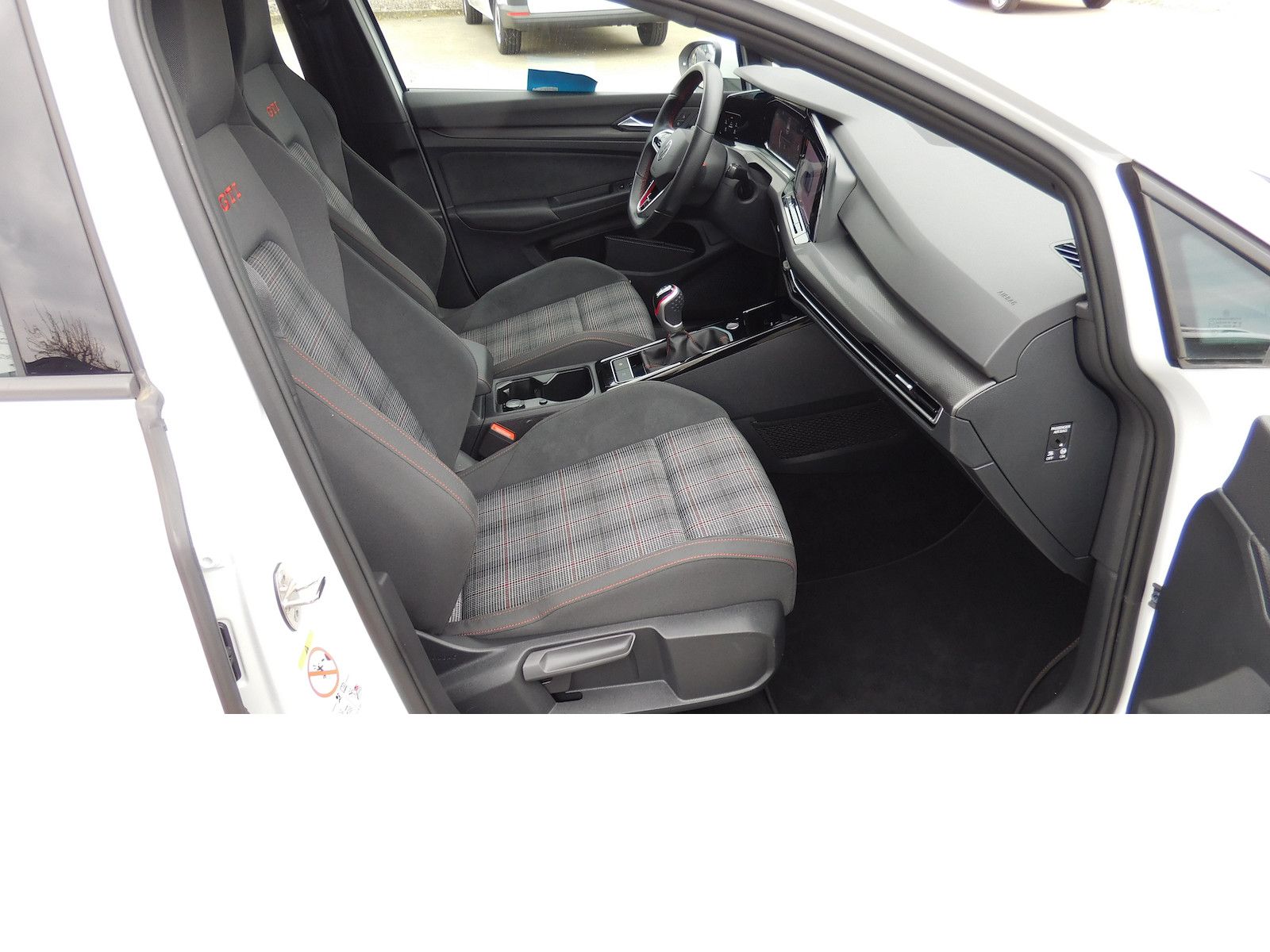 Volkswagen Golf GTI 2.0 VIII TSI Performance 4Trg Navi foto 11