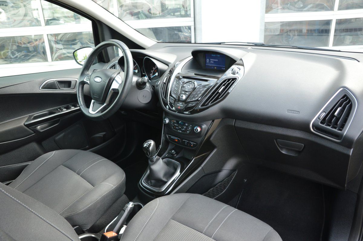 Fahrzeugabbildung Ford B-MAX   Titanium Navi Wintepaket Alu