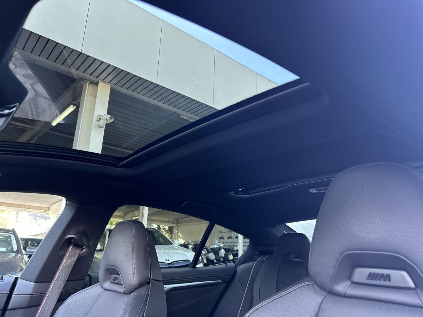 Fahrzeugabbildung BMW M850 i xDrive Gran Coupe,Laserlicht,Panodach,Sof