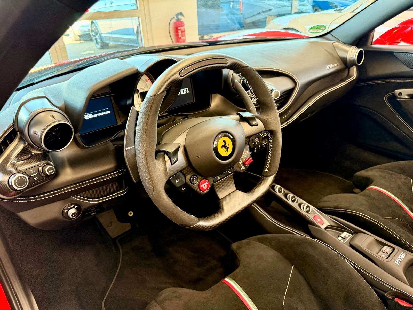 Fahrzeugabbildung Ferrari F8 Spider Carbon Racing Seats/LIFT/LED