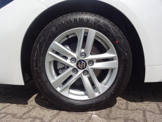 Suzuki SWACE 1.8 CVT COMFORT+ NAVI EINPARKHILFE SITZH. 