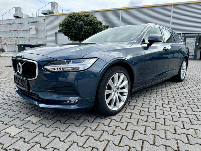 Volvo V90 D5 Momentum AWD - NAVI + LEDER + LED + CAM