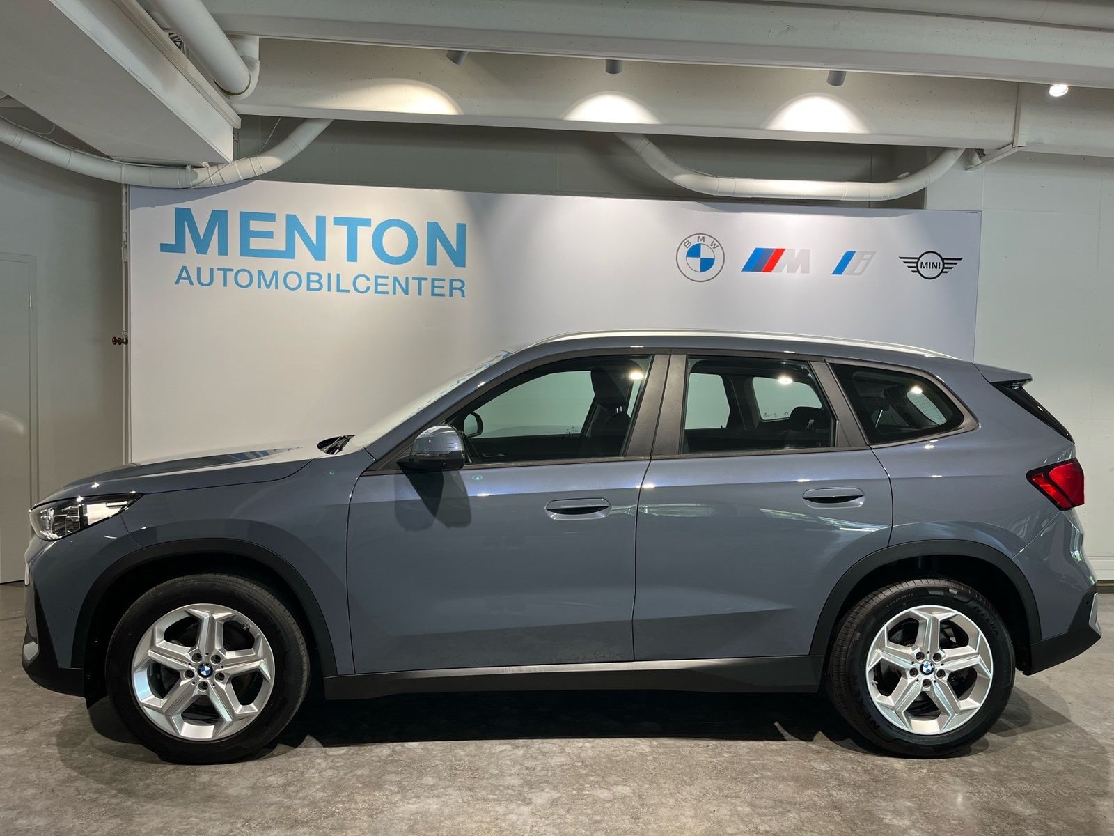 BMW X1 xDrive20d ad.LED 360 DAB HuD Sportsitz foto 2