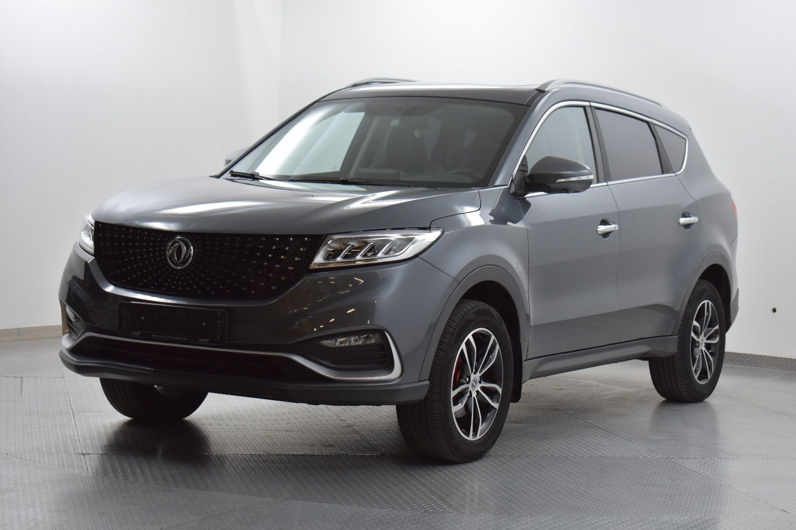 DFSK Fengon 580 1.5T CVT >7SI+PANO+360+NAVI+LEDER+LED - Image 2