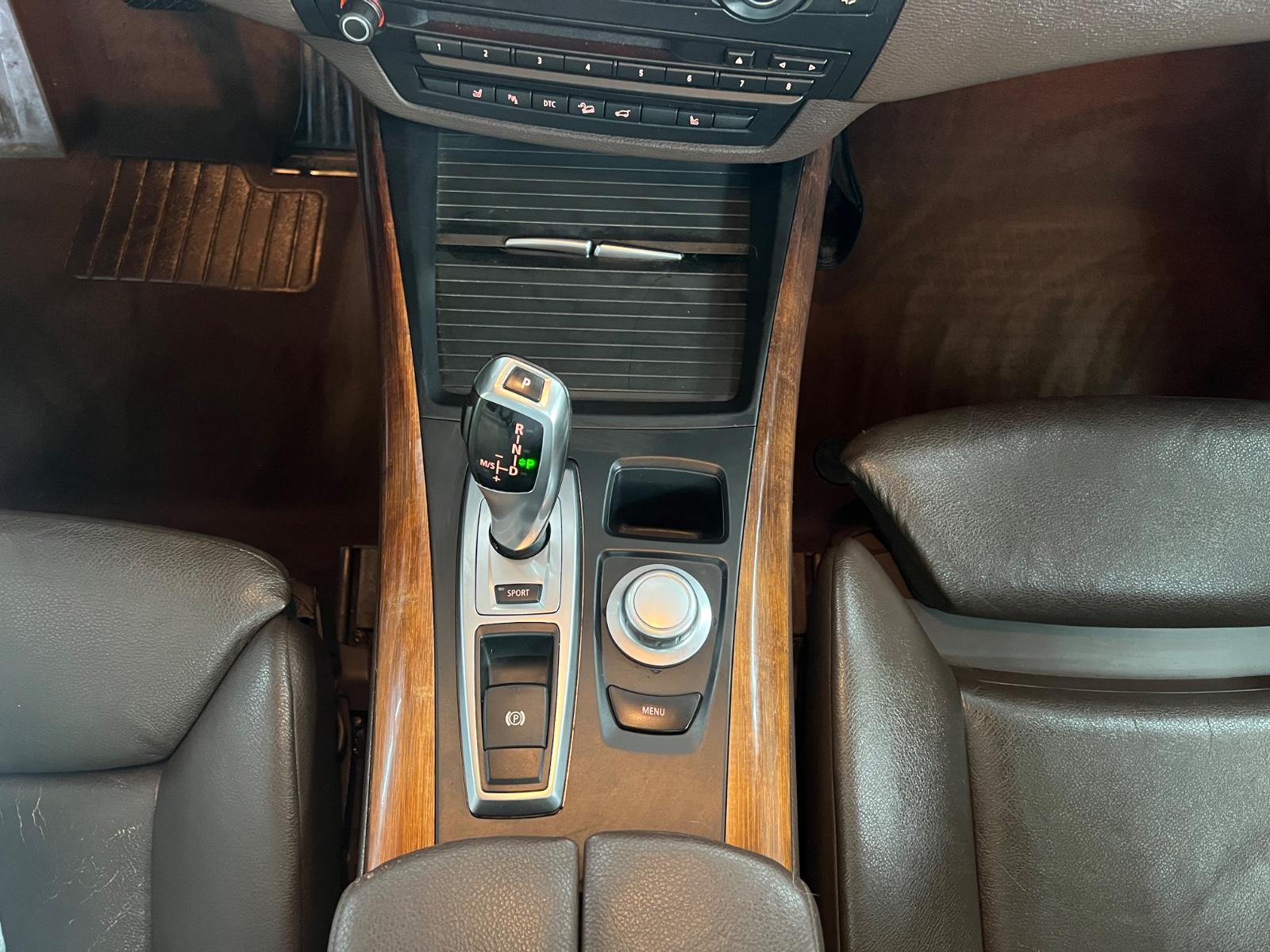 BMW X5 3.0 D XENON | 235 ch | 4X4 | BVA | HAYON ÉLECTRIQUE | PACK SPORT | RÉGLAGE ÉLECTRIQUE DES SIÈGES AVEC FONCTION MÉMOIRE