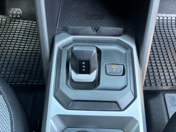 Dacia Duster hybrid-G 150 4x4 Journey