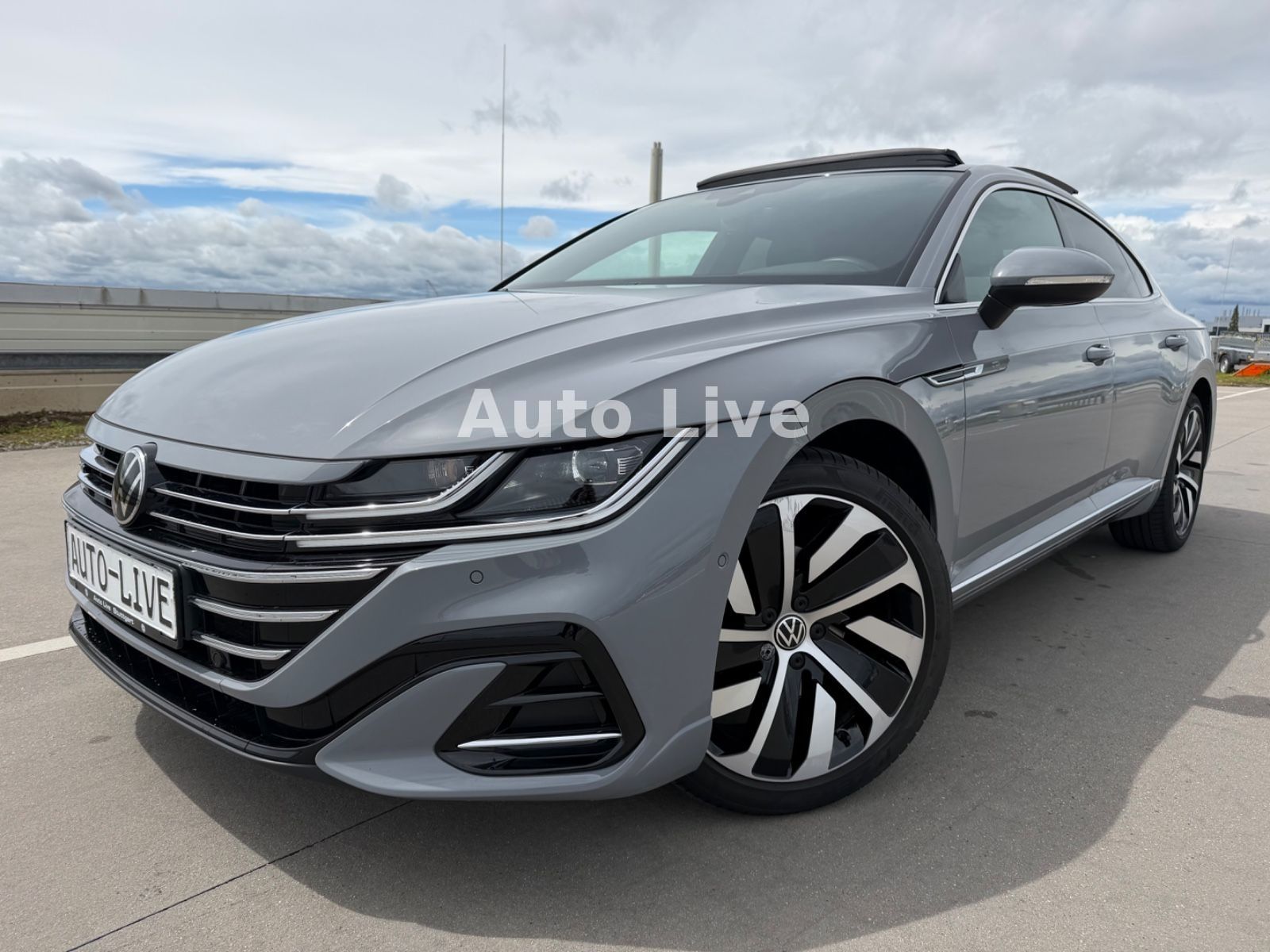 VW Arteon 2.0 TDI*DSG*R LINE*PAN*IQ-LED*VIRTUAL*AHK