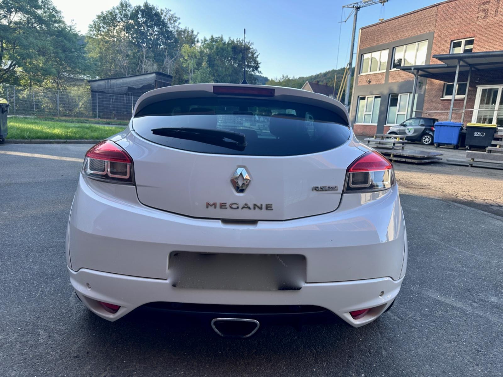 Renault Megane 3 Rs Trophy 265ch - CT récent - Carnet entretien - Courroie changée - 8 pneus - Freins neufs