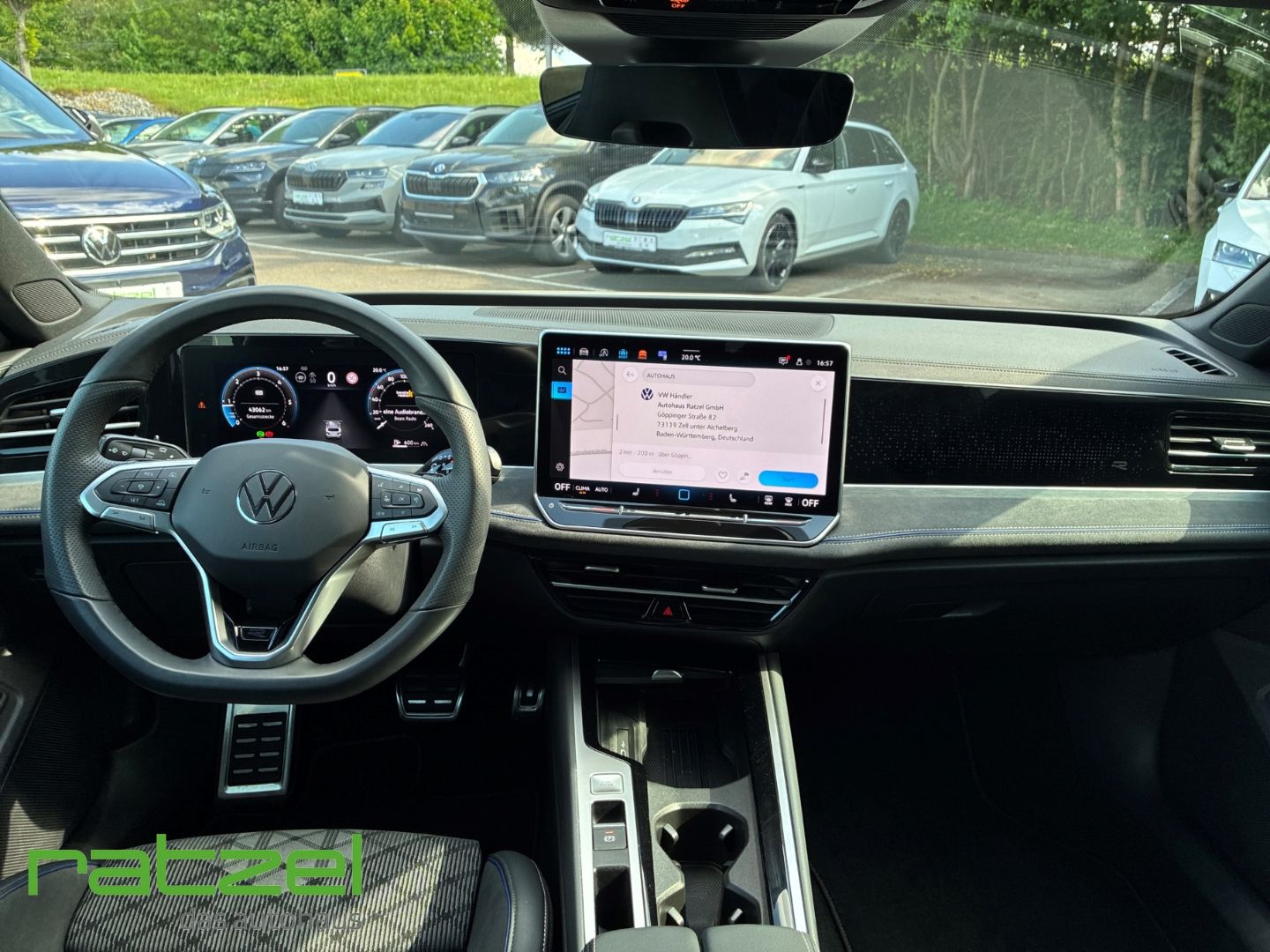 Fahrzeugabbildung Volkswagen Passat Variant R-line 2.0 TDI DSG R-Line Navi Ma