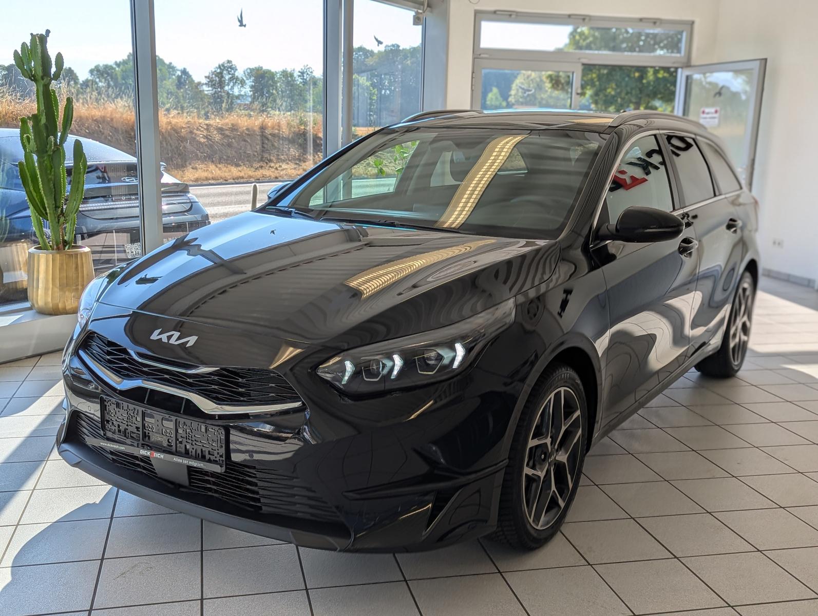 Kia cee'd Sportswagon 1.5 Ultim Style-Pak JBL ACC 7J