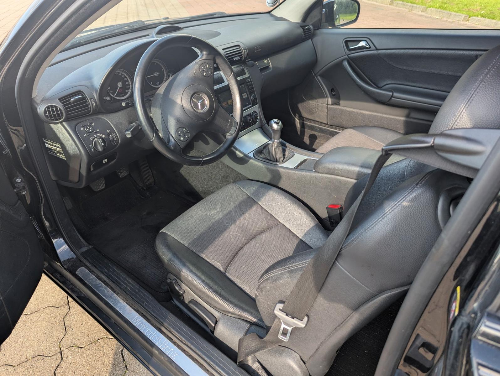 Mercedes-Benz CLC 200
