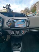 Toyota Yaris 1.0 VVT-i Comfort - Toyota Yaris Gebrauchtwagen in Frankfurt