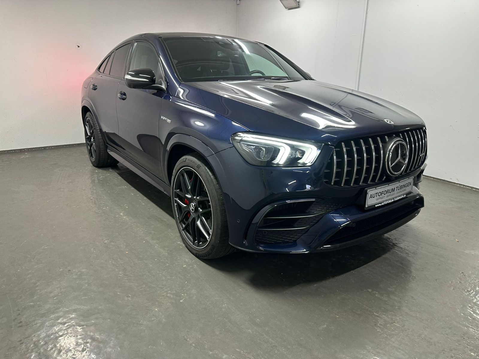 Fahrzeugabbildung Mercedes-Benz GLE 63 S 4MATIC+ *PANORAMA*NIGHT*VMAX*MULITBEAM*
