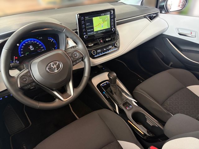 Corolla TS 1,8 Heller Innenraum Hybrid