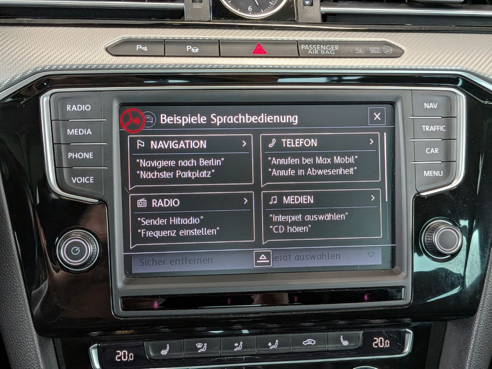 Fahrzeugabbildung Volkswagen Passat 2.0 TDI Lim. High/R-Line 4Motion ACC Pano