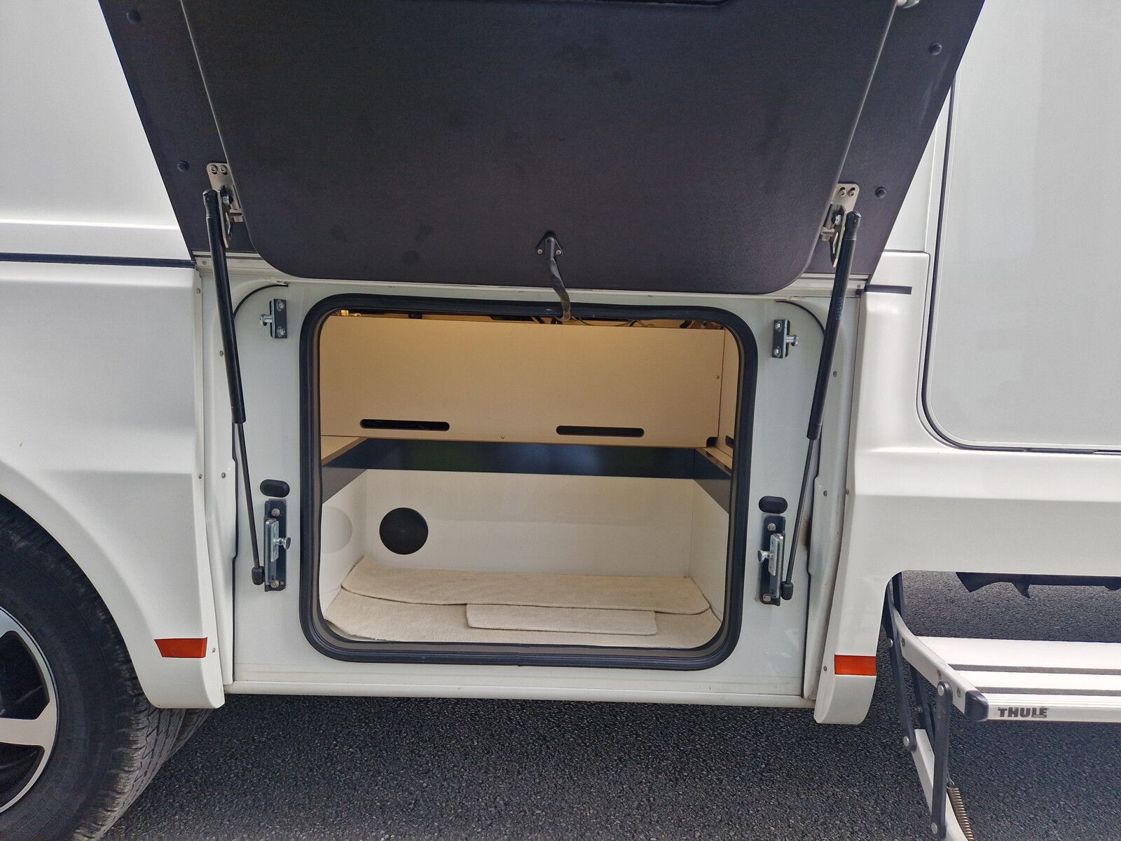 Fahrzeugabbildung Niesmann + Bischoff Flair 920