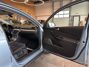 Volkswagen Passat Variant Comfortline *1. Hand*Klima*SHZ*