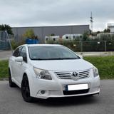 Toyota Avensis Combi Sol 2.2 D-4D Sol Euro 5 T27 - Toyota Avensis Sol mit Diesel-Antrieb