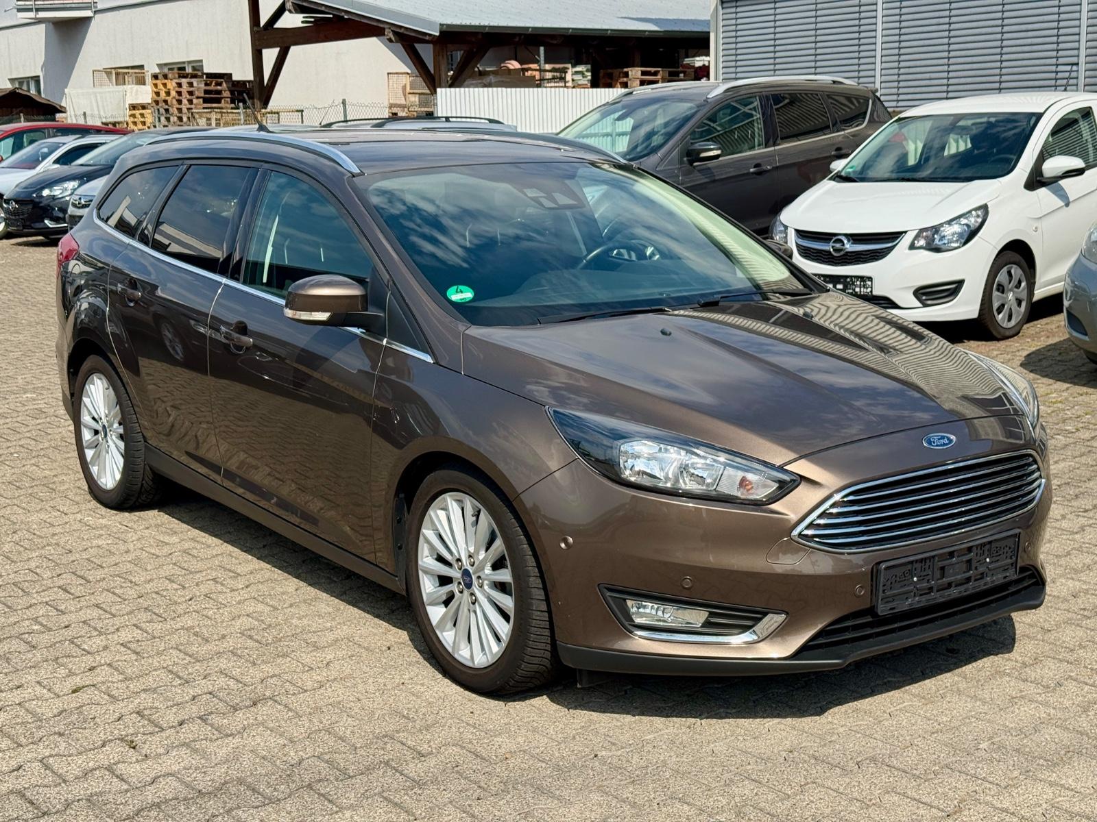 Ford Focus Turnier Titanium 1.0 / Automatik /Kamera