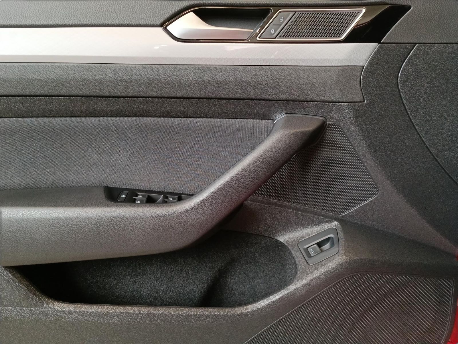 Volkswagen Passat - Bild 17