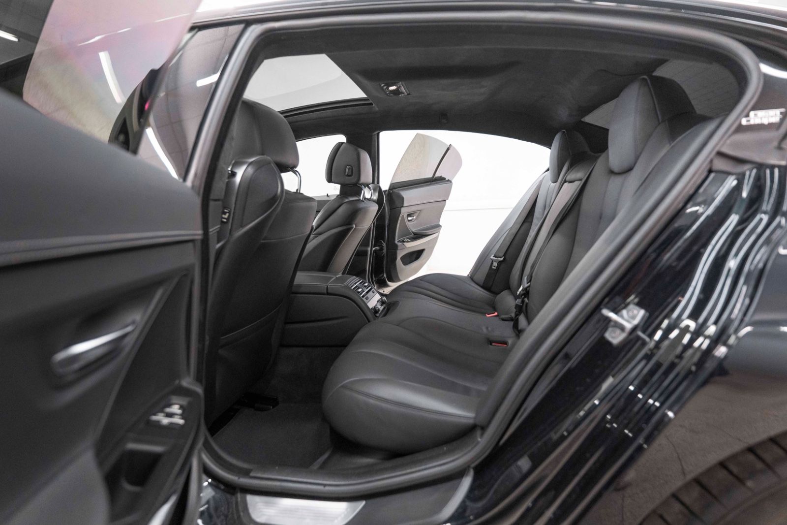 Fahrzeugabbildung BMW 640i xDrive GC M-SPORTPAKET HUD LED H&K