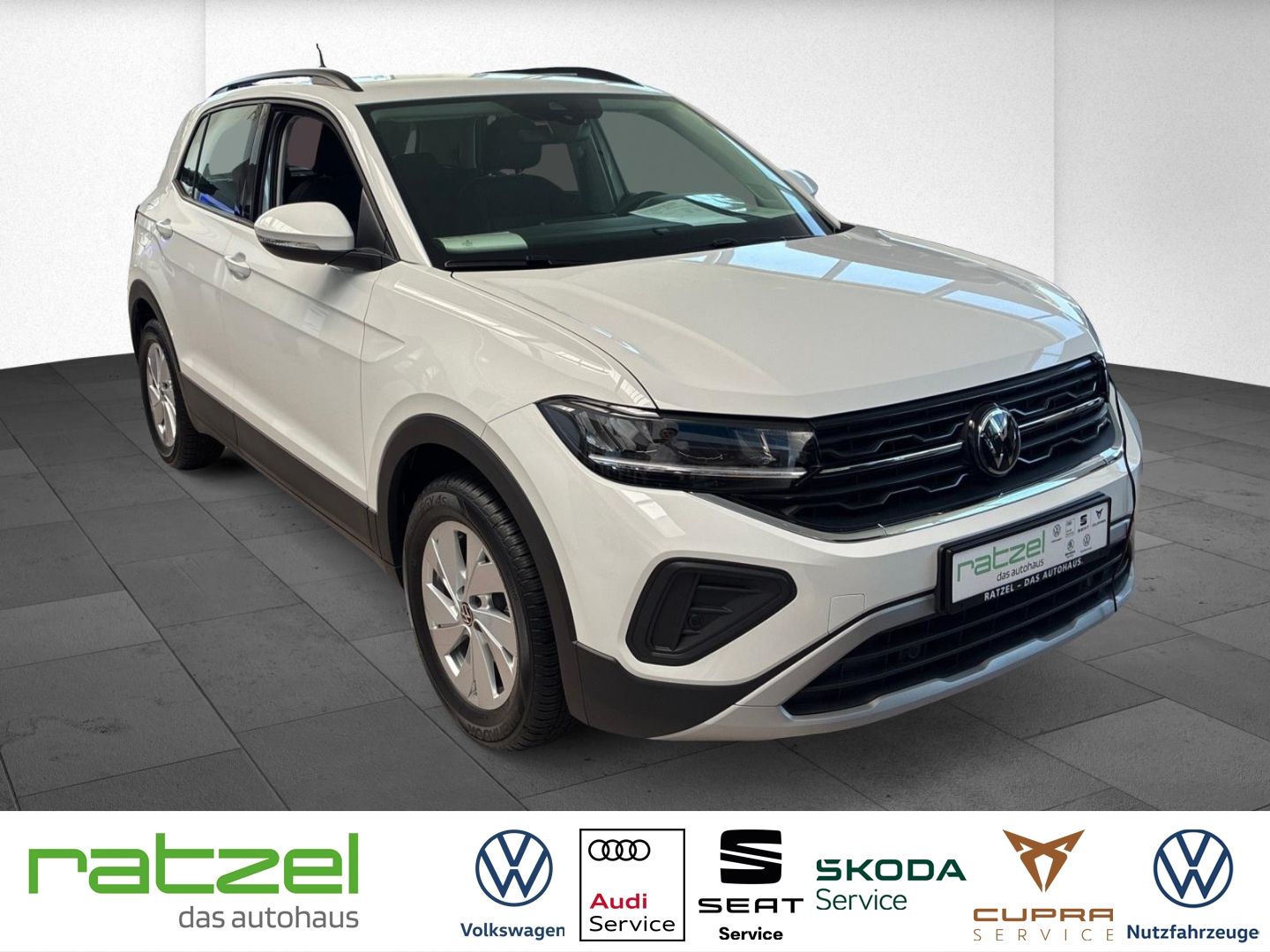 Fahrzeugabbildung Volkswagen T-Cross LIFE 1.0 TSI NAVI+PDC+LED+Allwetterreife