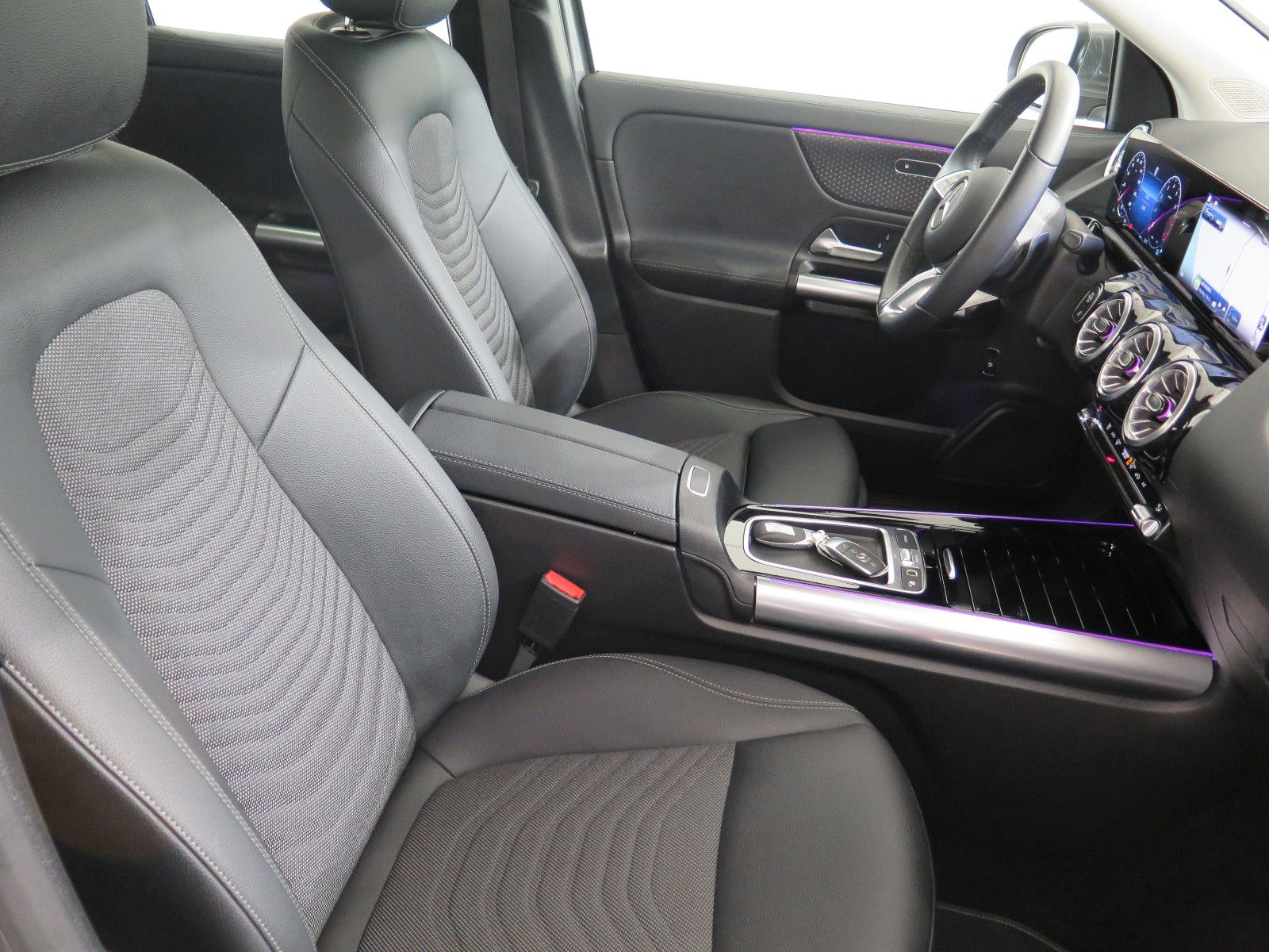 Mercedes-Benz GLA 220 4Matic Edition Progressive Line foto 13