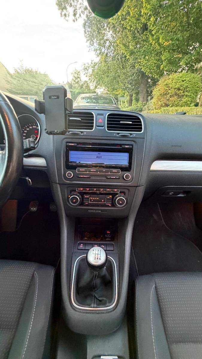 Volkswagen Golf 2010 — photo 13