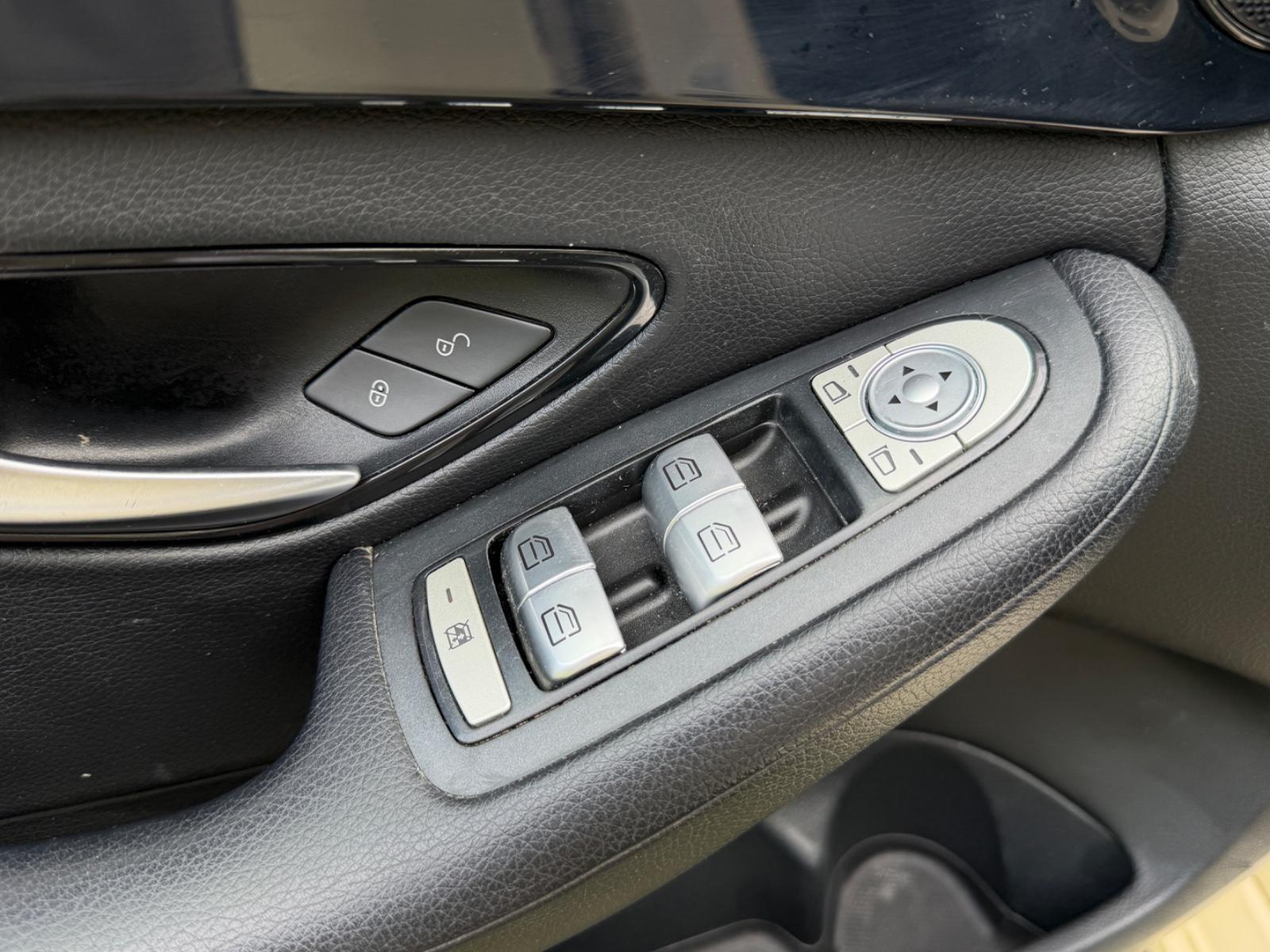 Mercedes-Benz C220d Lim. *Avantgarde *Leder *Navi *Kamera *SHZ