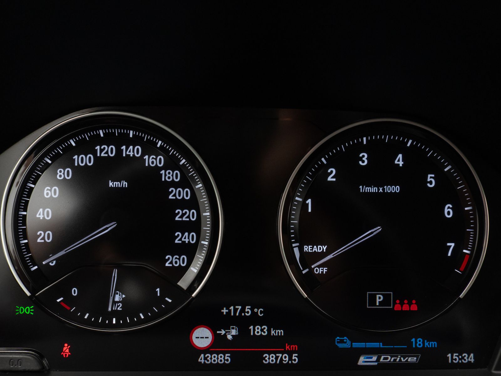 Fahrzeugabbildung BMW X2 xD25e Parkassist DAB Lordos Geschwindigkeitsr