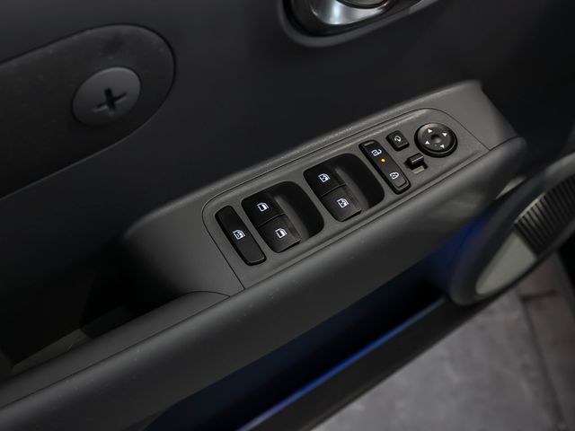 Hyundai Inster Elektro FWD Cross Digitales Cockpit Navi