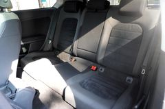 Fahrzeugabbildung Volkswagen Golf VII Lim. Highline BMT DSG Pano Klima Temp!